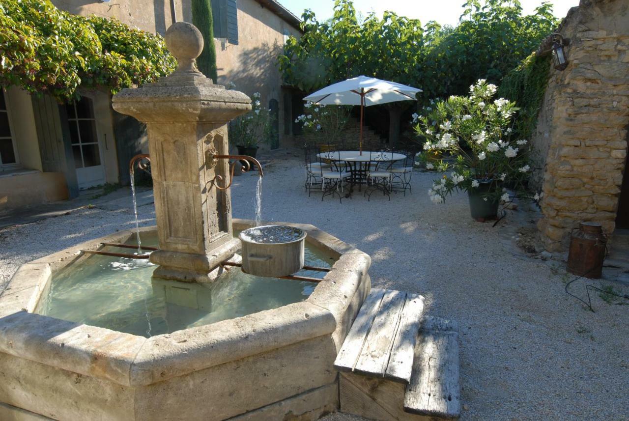 Clos De La Fontaine Cabrieres-d'Avignon Exterior foto