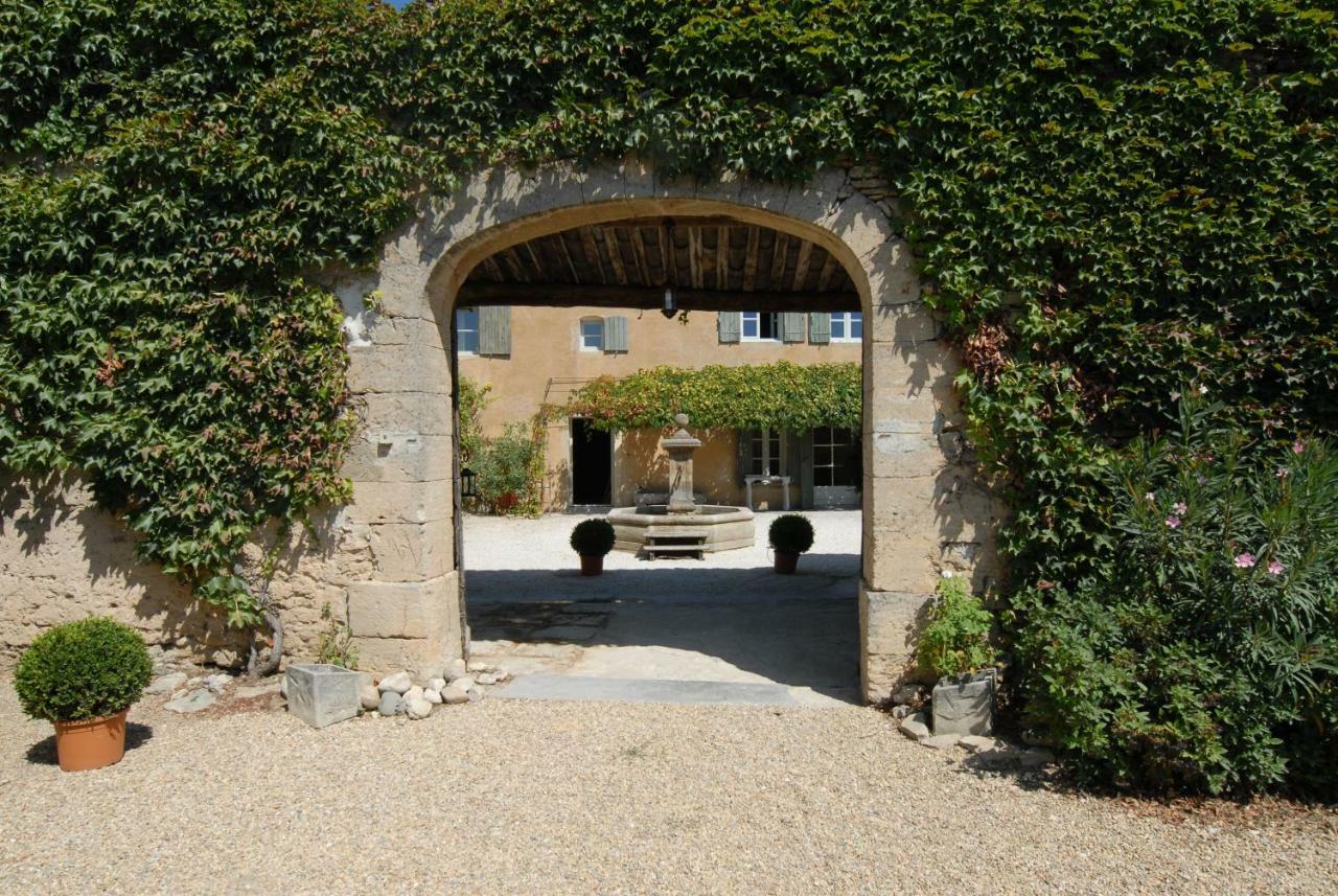 Clos De La Fontaine Cabrieres-d'Avignon Exterior foto